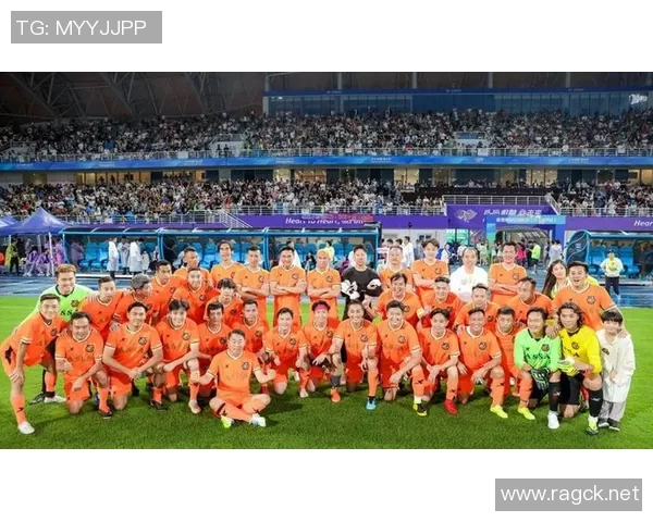 宝鸡香港足球明星赛盛大开幕球迷共庆足球激情与友谊的盛宴