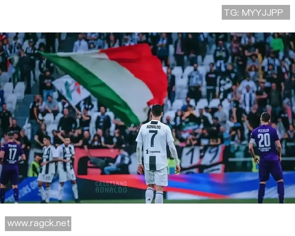 足球明星C罗的球衣号码背后的故事与传奇历程揭秘